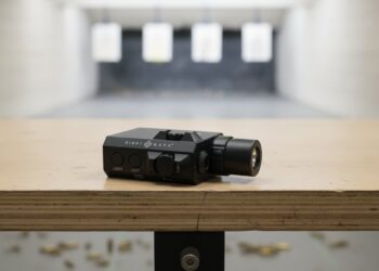 Lanterna LoPro Mini c/ Laser Verde (300 Lumens) - SightMark SM25012