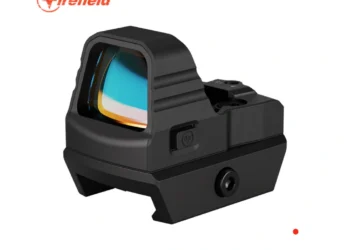Red dot Firefield Ironclad Mini F3 com ponto de 4 MOA, montado no mount Picatinny de perfil baixo